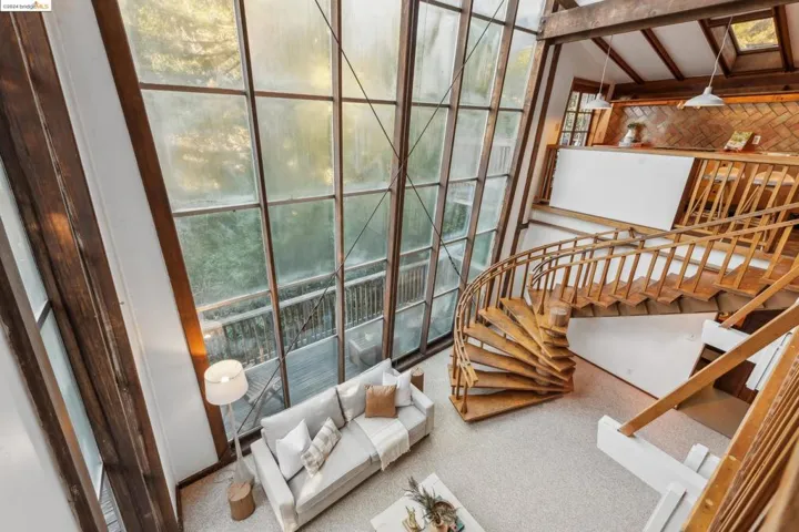 6555 Longwalk Drive, Oakland, California 94611