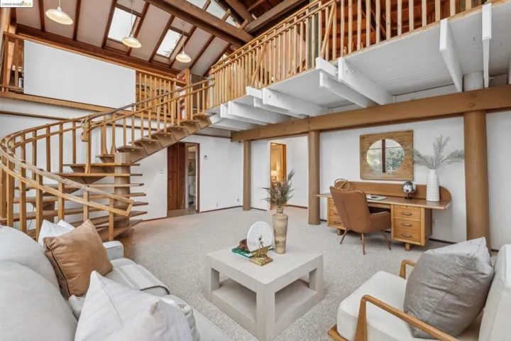 6555 Longwalk Drive, Oakland, California 94611