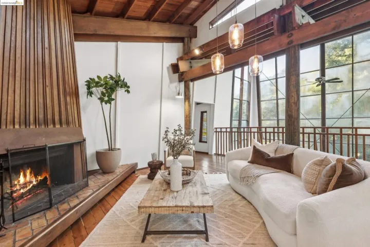 6555 Longwalk Drive, Oakland, California 94611
