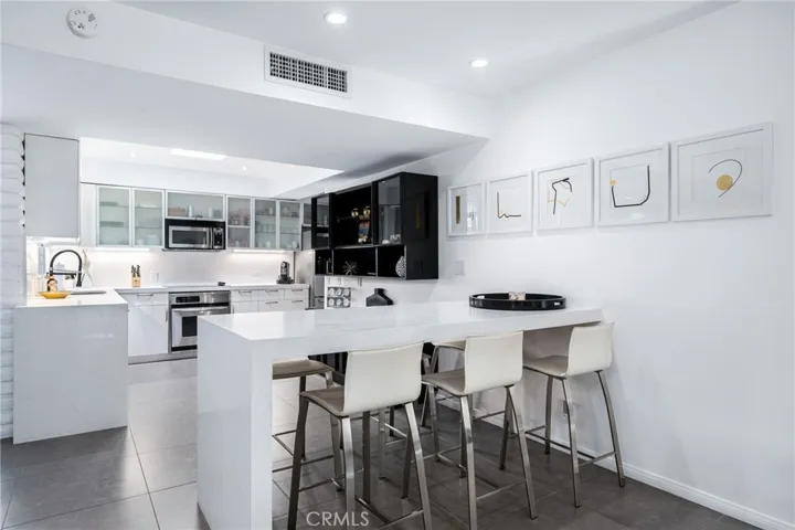 45475 San Luis Rey Avenue, Palm Desert, California 92260