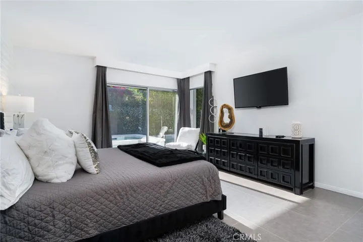 Large primary suite