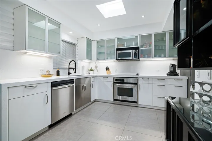 45475 San Luis Rey Avenue, Palm Desert, California 92260