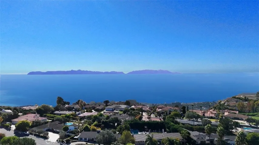 Ocean & Catalina Island View