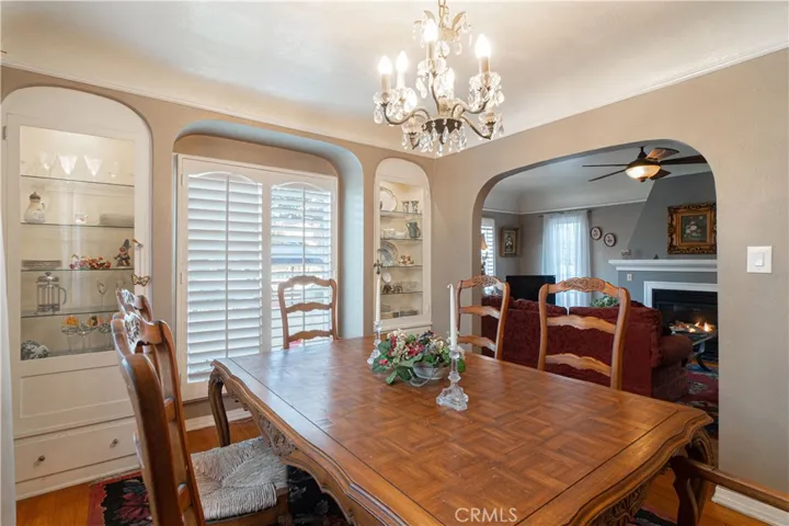 155 Glendora Avenue, Long Beach, California 90803