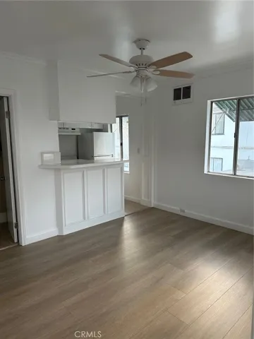 remodeled 1 bed/1bath (leased)