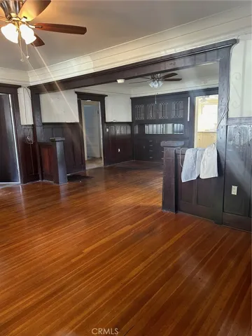 1213 Mariposa Street, Glendale, California 91205