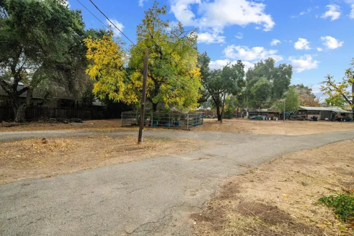 17105 Pine Avenue, Los Gatos, California 95032