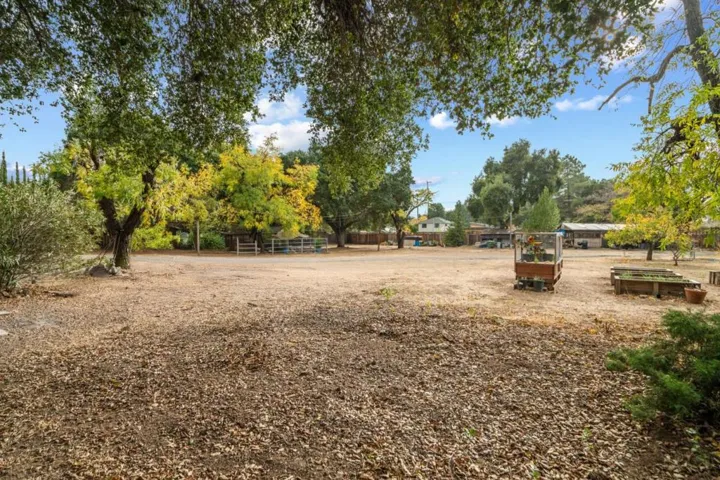 17105 Pine Avenue, Los Gatos, California 95032