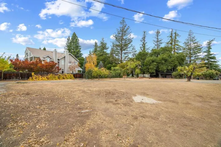 17105 Pine Avenue, Los Gatos, California 95032