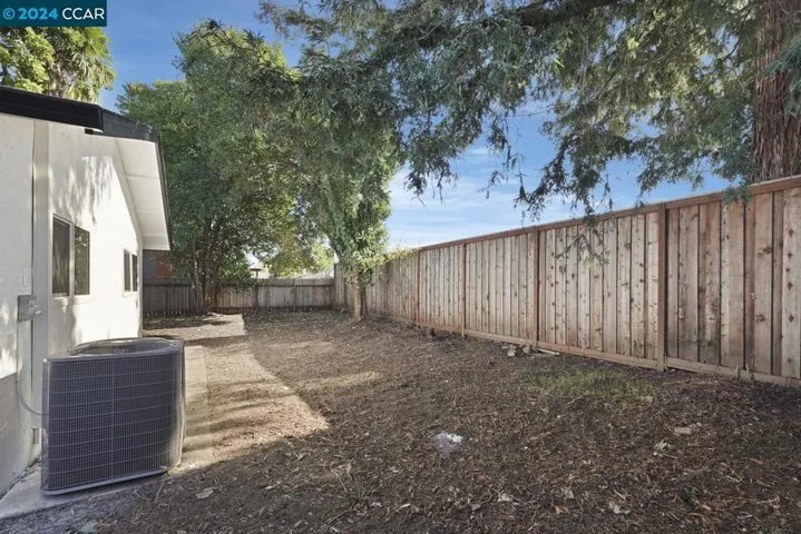 710 Hewett Street, Santa Rosa, California 95401