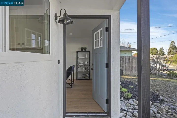 710 Hewett Street, Santa Rosa, California 95401