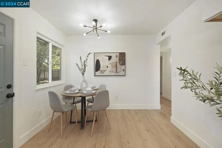 710 Hewett Street, Santa Rosa, California 95401
