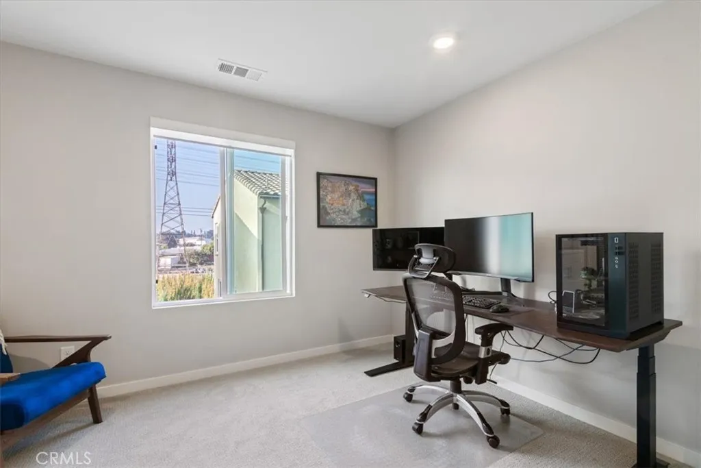 8452 Lumen 14, Rosemead, California 91770 home-pic-17