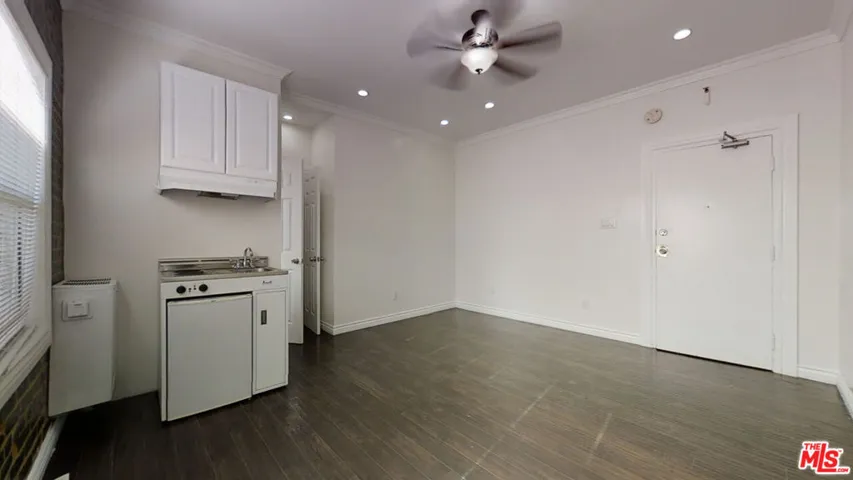 738 New Hampshire Avenue 104, Los Angeles, California 90005
