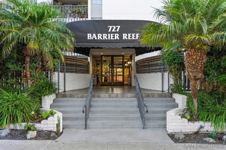 727 Sapphire Street 201, San Diego, California 92109