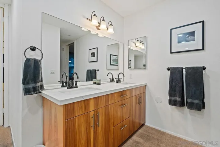 727 Sapphire Street 201, San Diego, California 92109