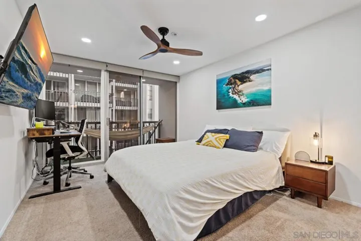 727 Sapphire Street 201, San Diego, California 92109