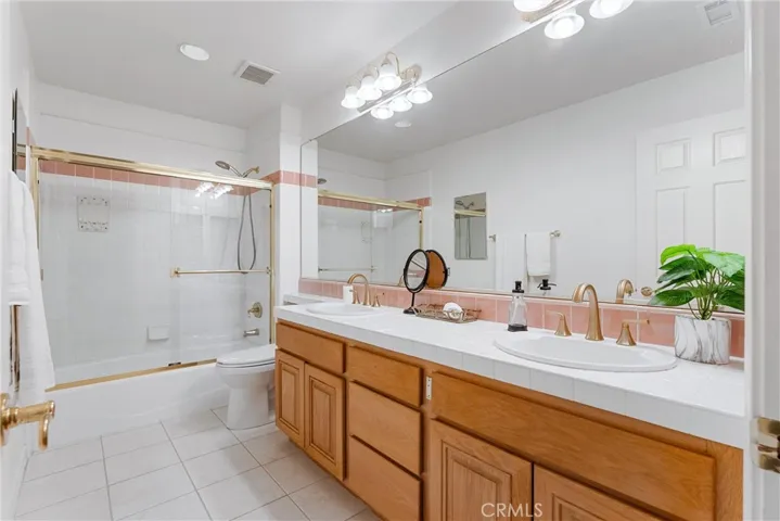 Second Level Hall Bath