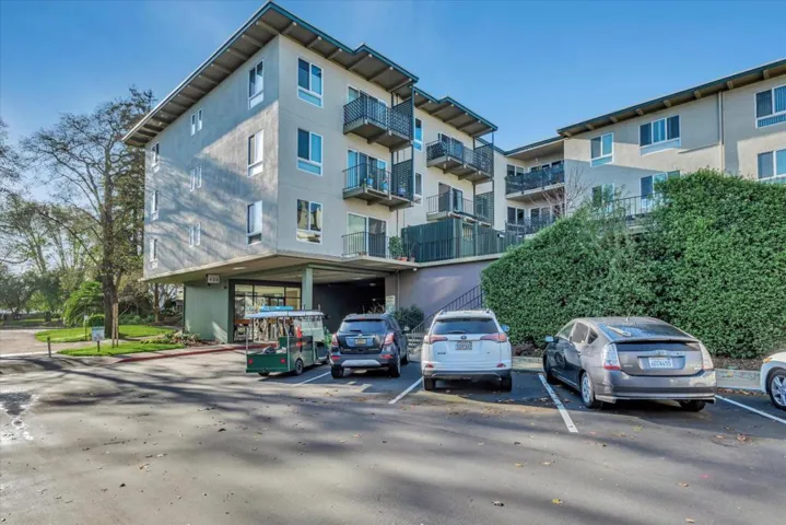 930 Peninsula Avenue 409, San Mateo, California 94401