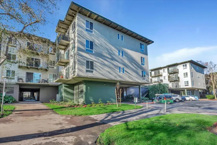 930 Peninsula Avenue 409, San Mateo, California 94401