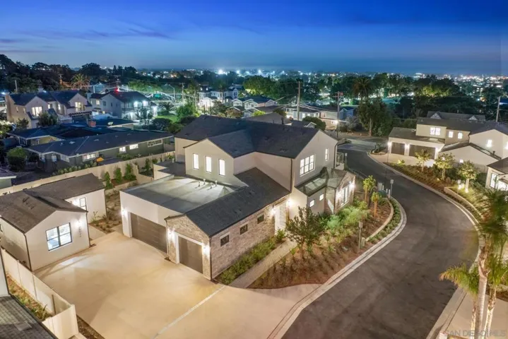 2924 Highland Dr., Carlsbad, California 92008