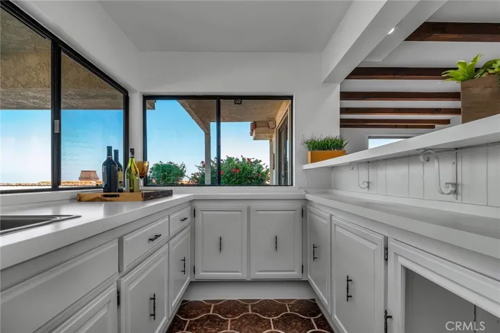 3268 Crownview Drive, Rancho Palos Verdes, California 90275