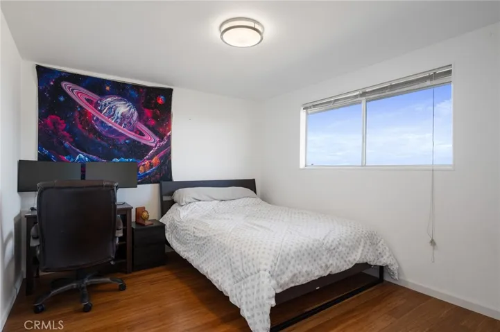 Third bedroom overlooking the city of LA and offering privacy