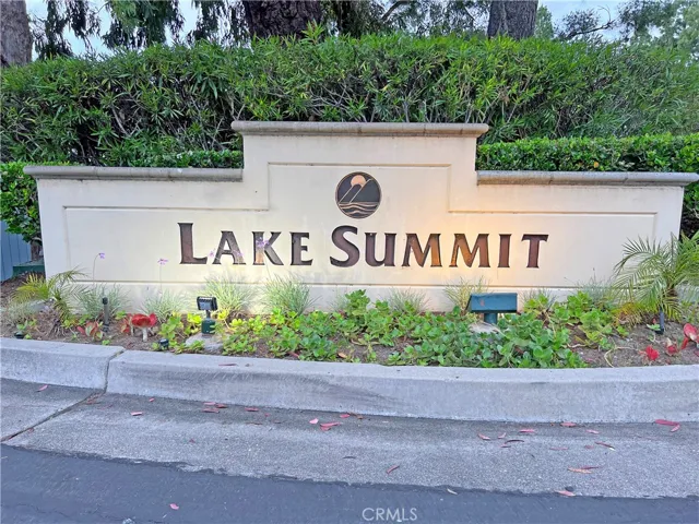 945 S Ridgecrest Cir, Anaheim Hills, California 92807