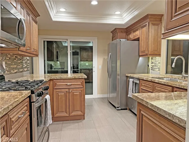 945 S Ridgecrest Cir, Anaheim Hills, California 92807