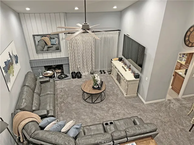 945 S Ridgecrest Cir, Anaheim Hills, California 92807