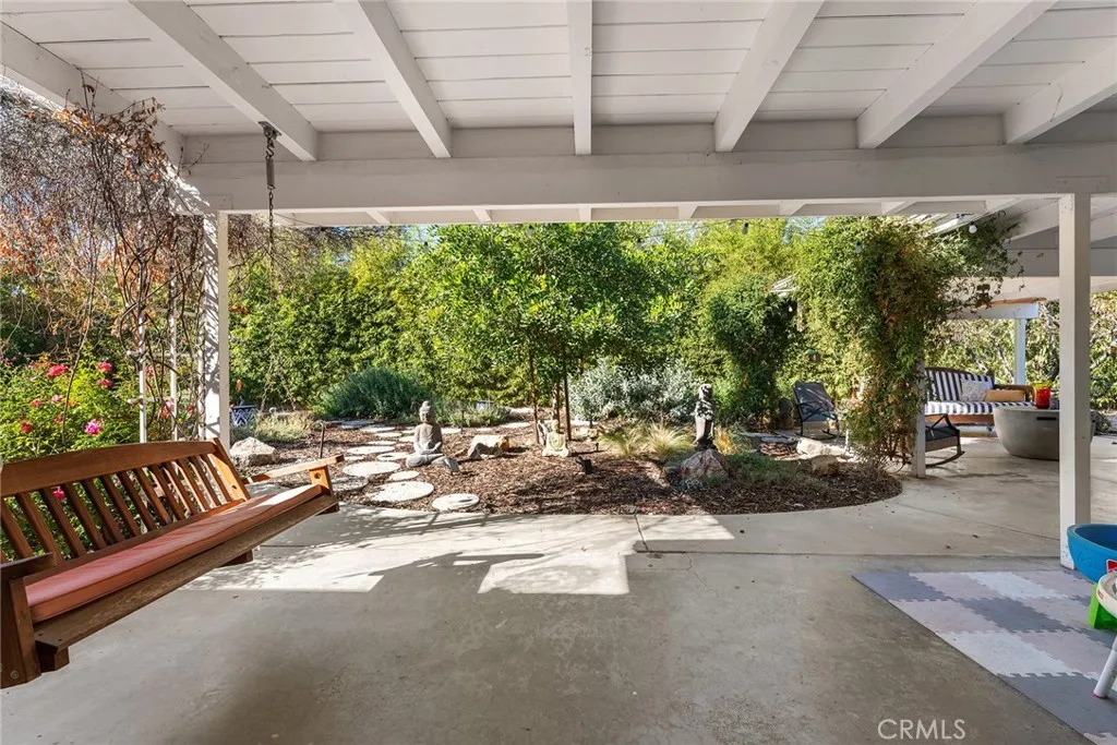 4835 Almidor Avenue, Woodland Hills, California 91364 home-pic-42