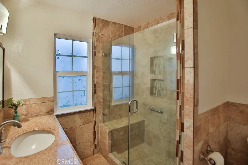 9422 Krepp Drive, Huntington Beach, California 92646 home-pic-11