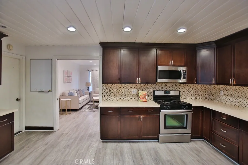9422 Krepp Drive, Huntington Beach, California 92646 home-pic-5