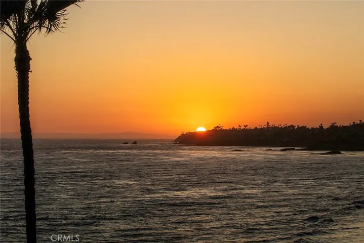 937 Gaviota Drive, Laguna Beach, California 92651