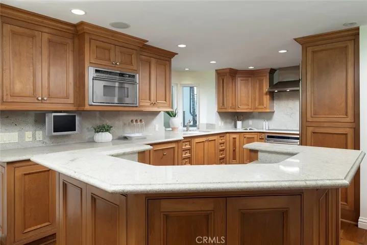937 Gaviota Drive, Laguna Beach, California 92651