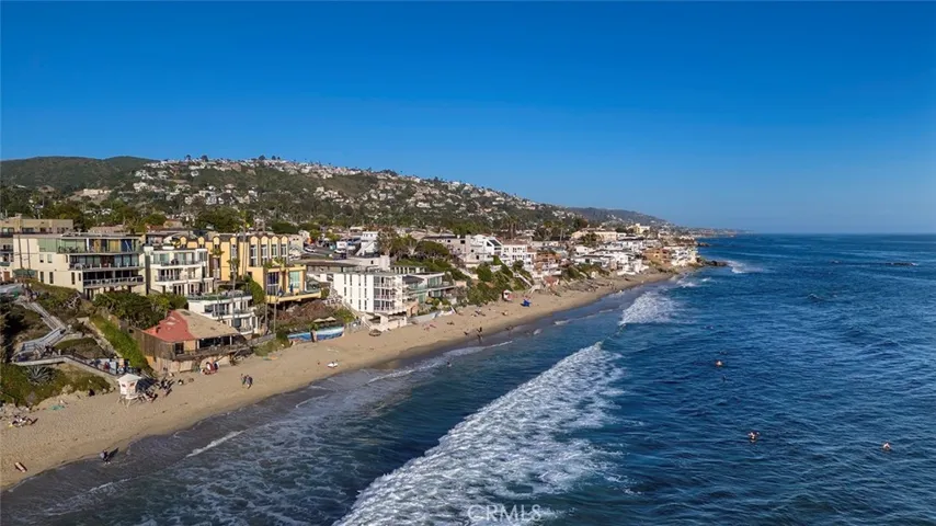 937 Gaviota Drive, Laguna Beach, California 92651