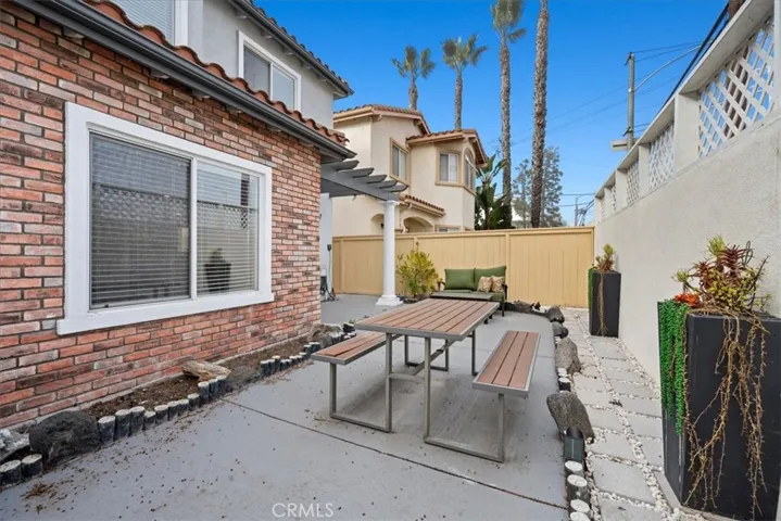502 S Maria Avenue, Redondo Beach, California 90277