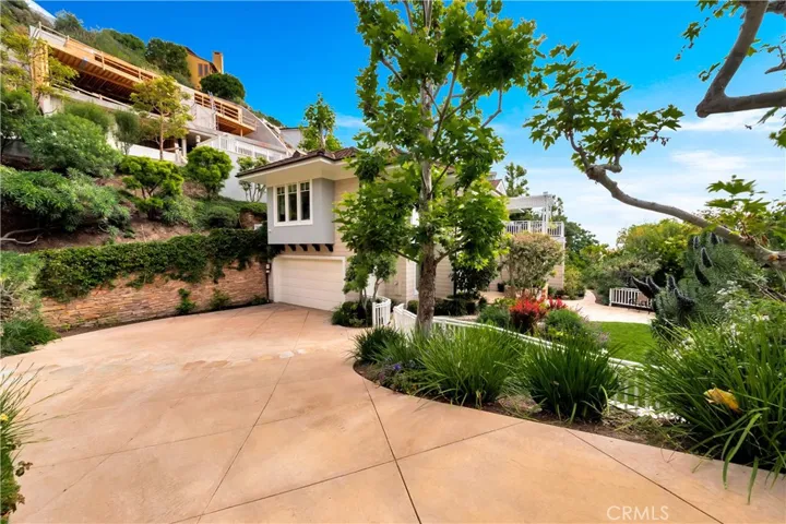 803 Gainsborough Drive, Laguna Beach, California 92651