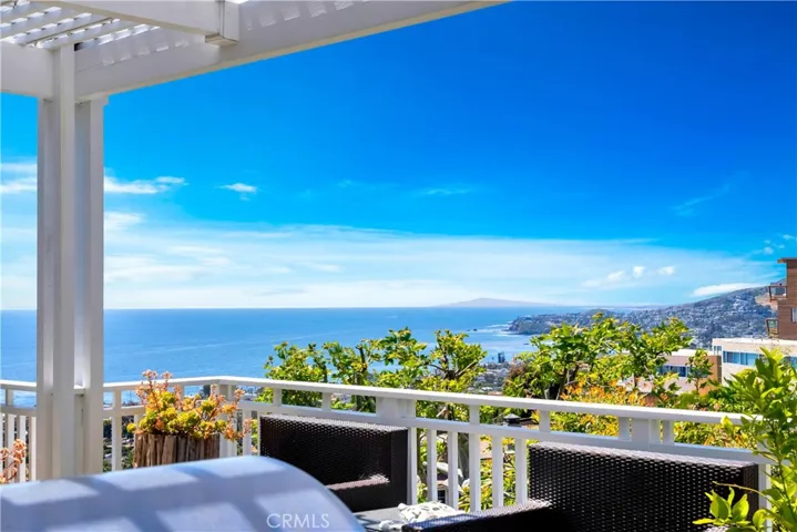 803 Gainsborough Drive, Laguna Beach, California 92651