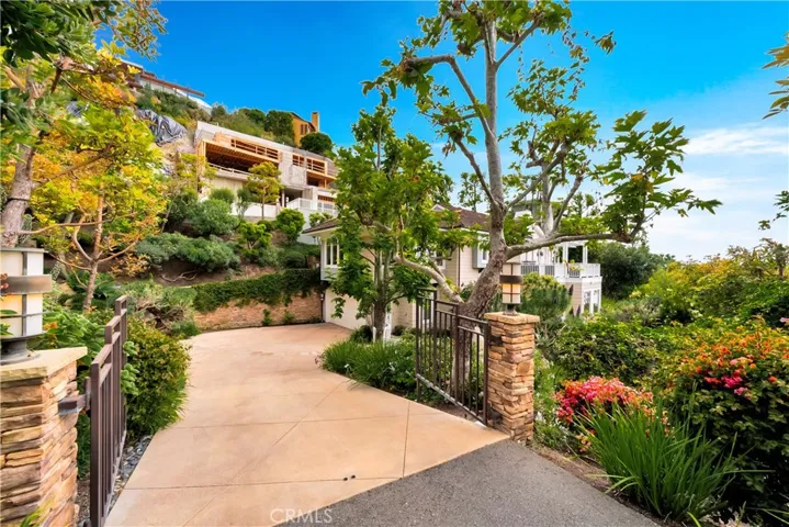803 Gainsborough Drive, Laguna Beach, California 92651