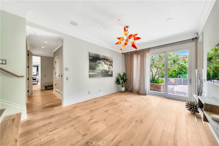803 Gainsborough Drive, Laguna Beach, California 92651