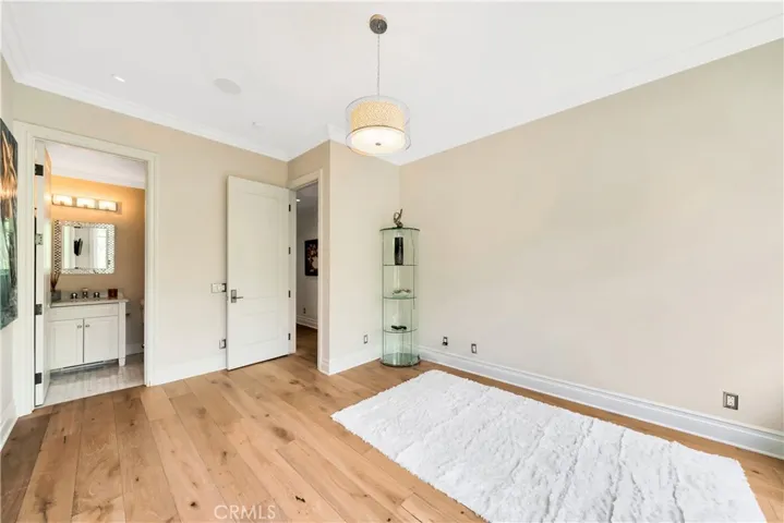 803 Gainsborough Drive, Laguna Beach, California 92651