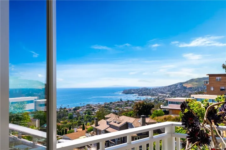803 Gainsborough Drive, Laguna Beach, California 92651