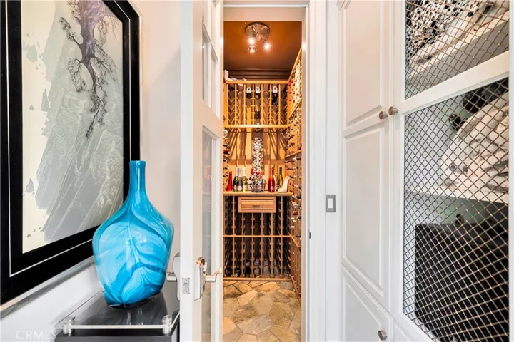 803 Gainsborough Drive, Laguna Beach, California 92651
