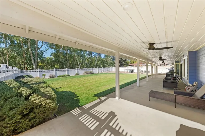 13952 Oakwood Glen Place, Valley Center, California 92082