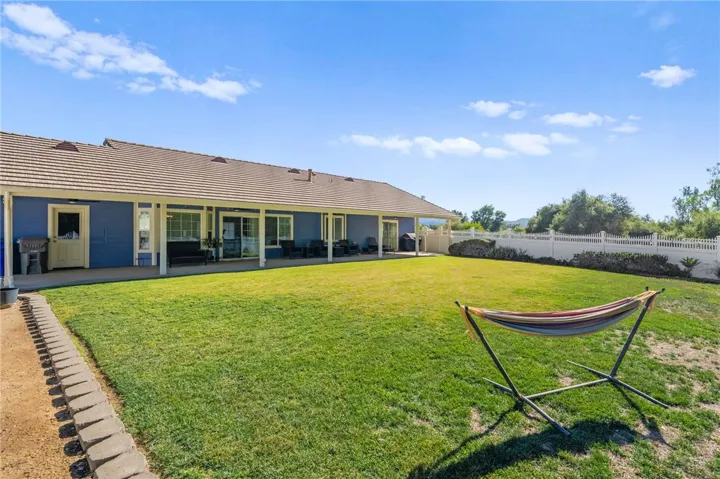 13952 Oakwood Glen Place, Valley Center, California 92082