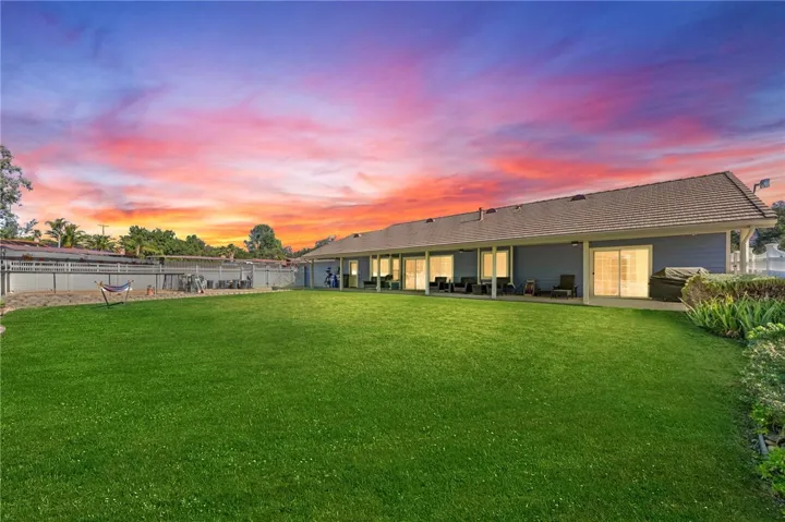13952 Oakwood Glen Place, Valley Center, California 92082