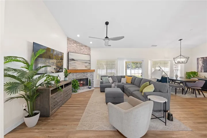 13952 Oakwood Glen Place, Valley Center, California 92082