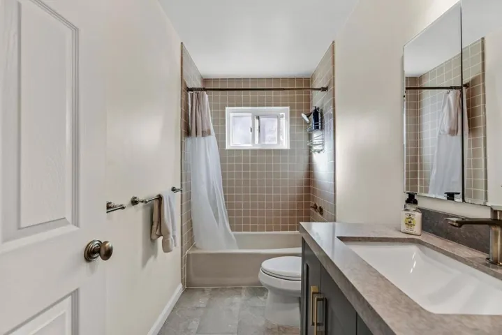 1705 Kelly Street, San Mateo, California 94403