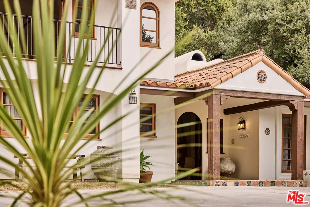 3268 Serra Road, Malibu, California 90265, 5 Bedrooms Bedrooms, ,5 BathroomsBathrooms,Residential,For Sale,Serra,24470189